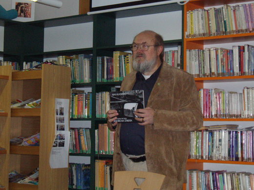 Besedy a přednášky